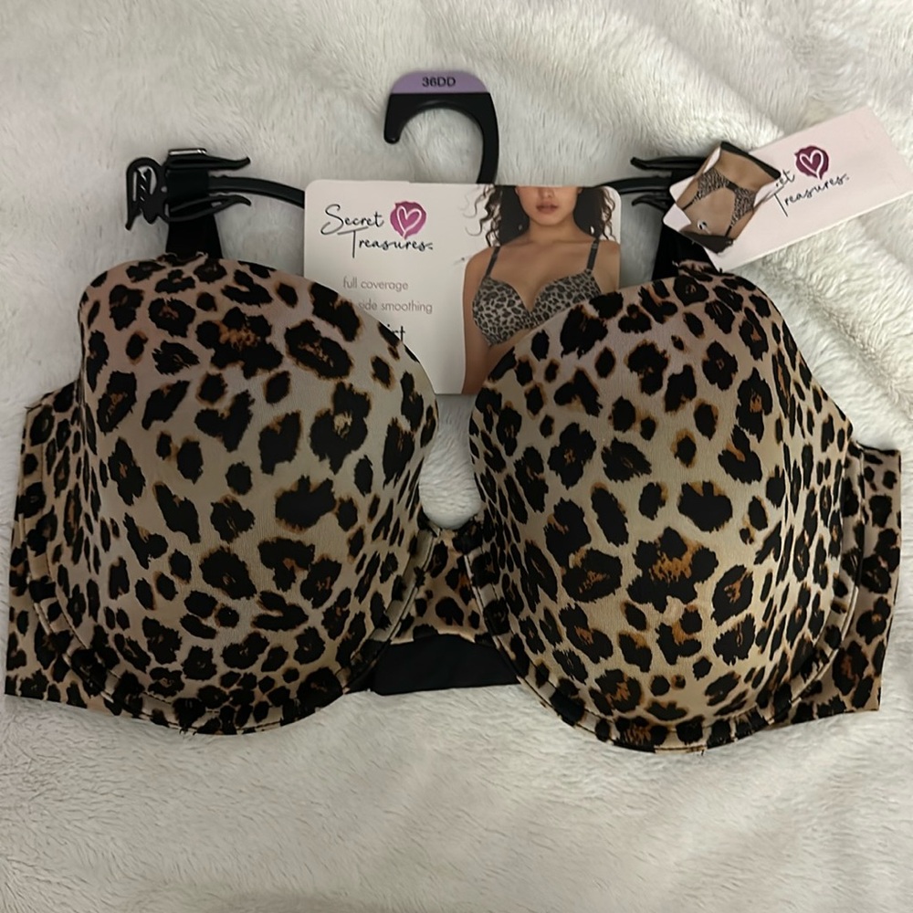 Secret Treasures full coverage smoothing t-shirt bra 36DD brand new w/tags